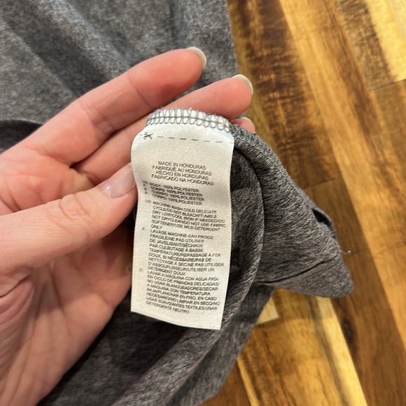 Reebok Tank - Picture 3 of 3